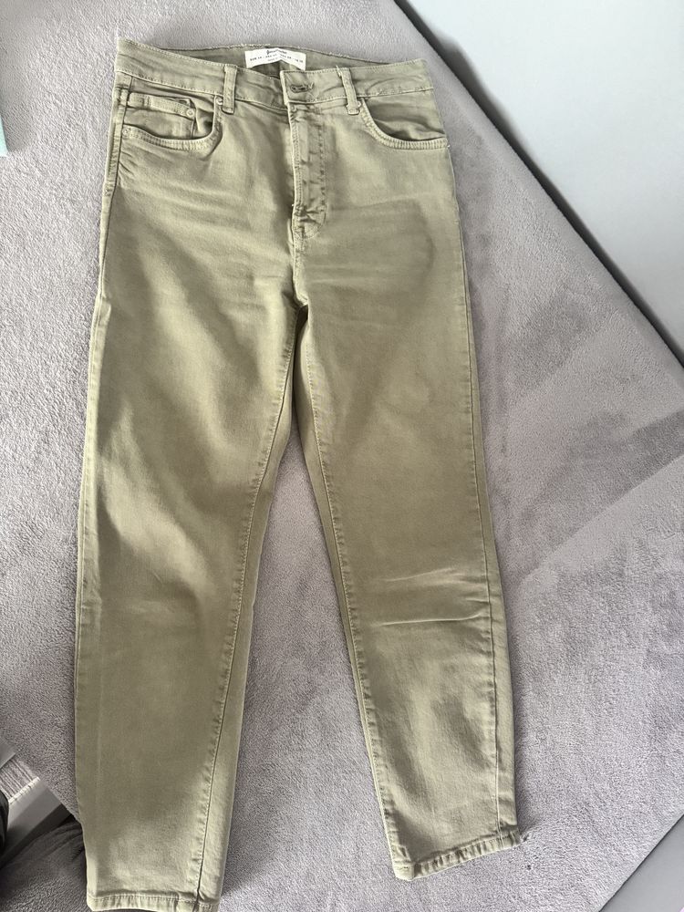 Дънки Pul bear, Bershka , stradivarius, sinsay