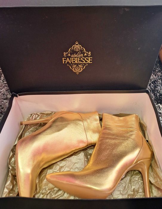 Super oferta!   Botine noi Atelier Faiblesse