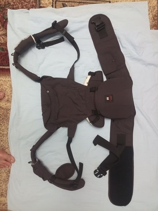 Продам кенгуру и ходунки ручные.