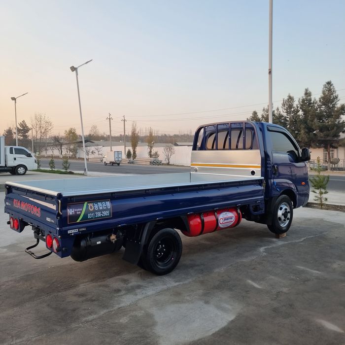 Сотилади 
Bongo |||  1.2 тон 
Борт тункаси йанги 3.40 см 
752-эълон ра