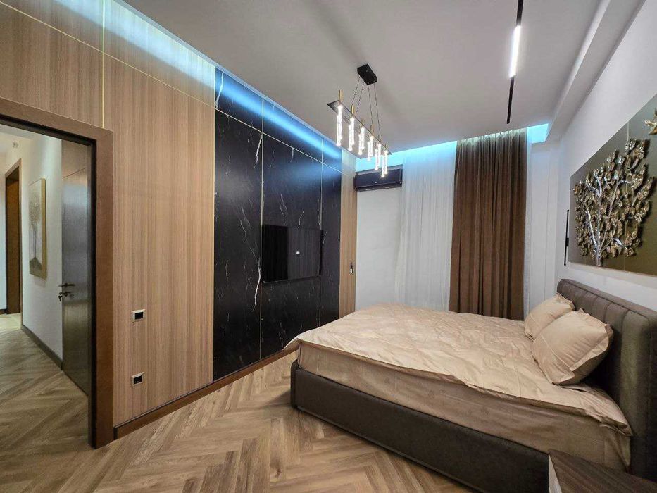 Сдаётся в аренду элитная 3-комнатная квартира бизнес-класса!