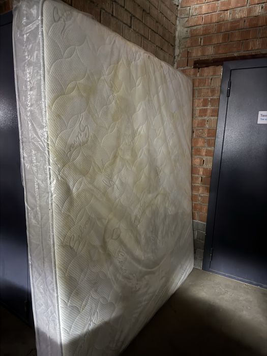 Продам матрас не дорого