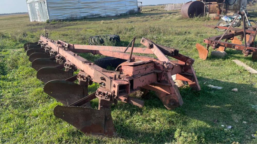 Продам птс12 ,бдм 2.4,емкость под диз 12куб и 4 куб,сзс 5шт комплект