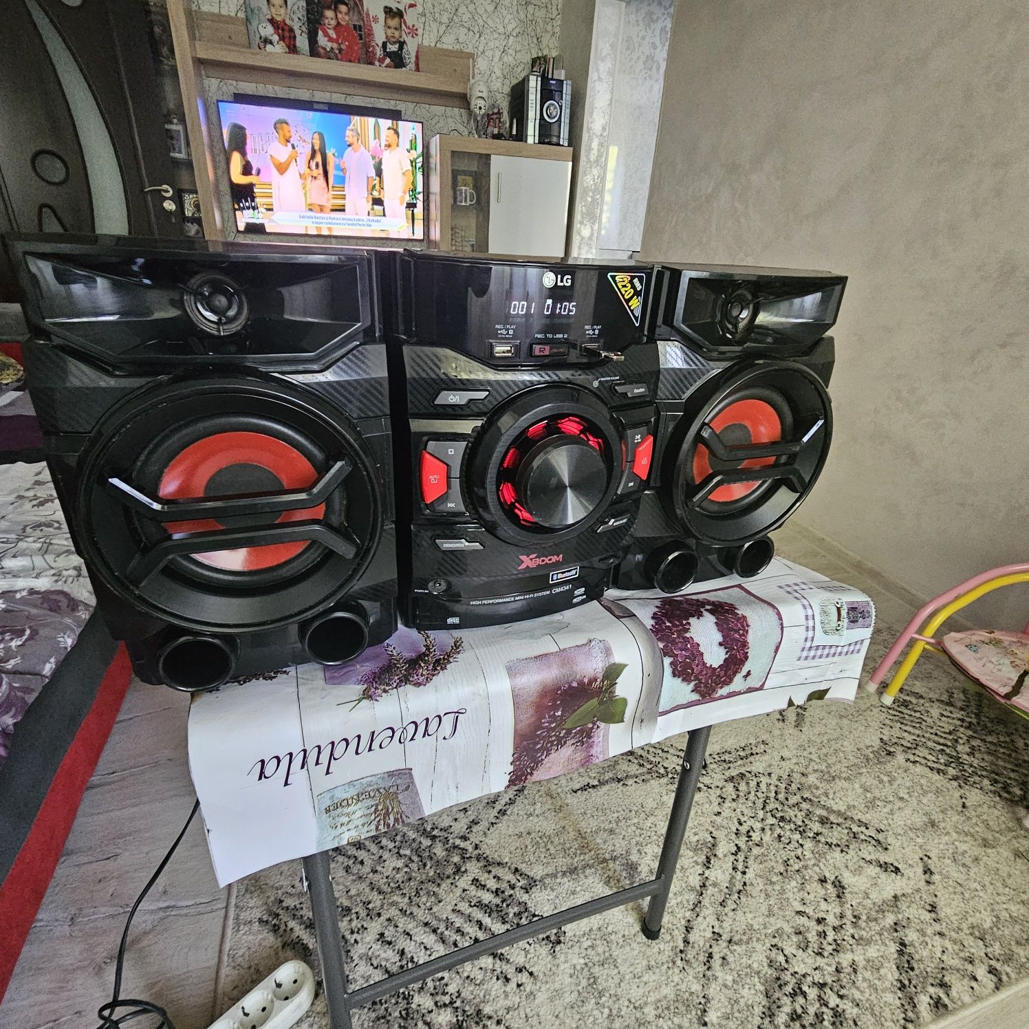 Combina muzicala lg