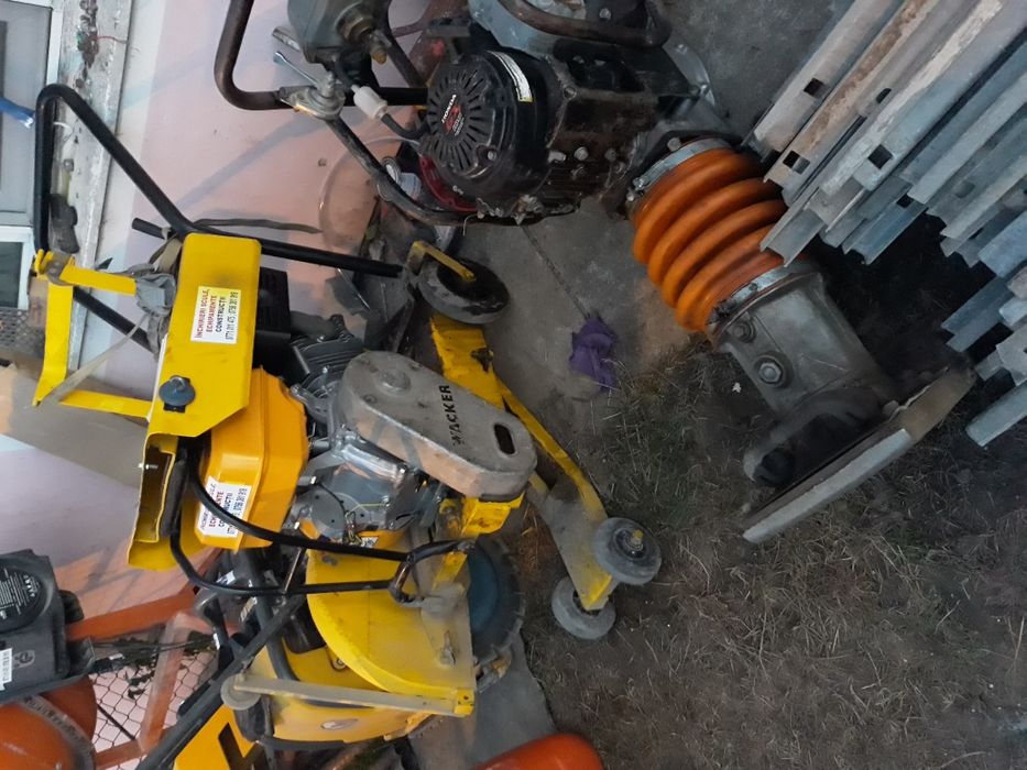 INCHIRIEZ PicamerRotopercutorCiocanDemolatorPicamerHidraulic