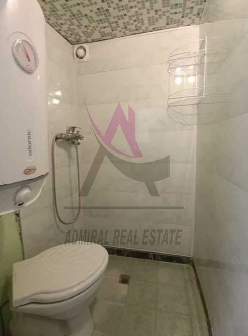 Атрактивна Цена и Локация! Стая- Център