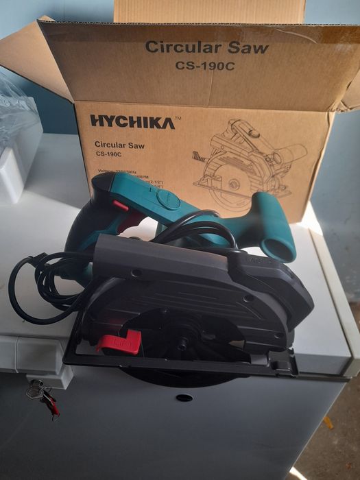 Fierastrau electric rotativ