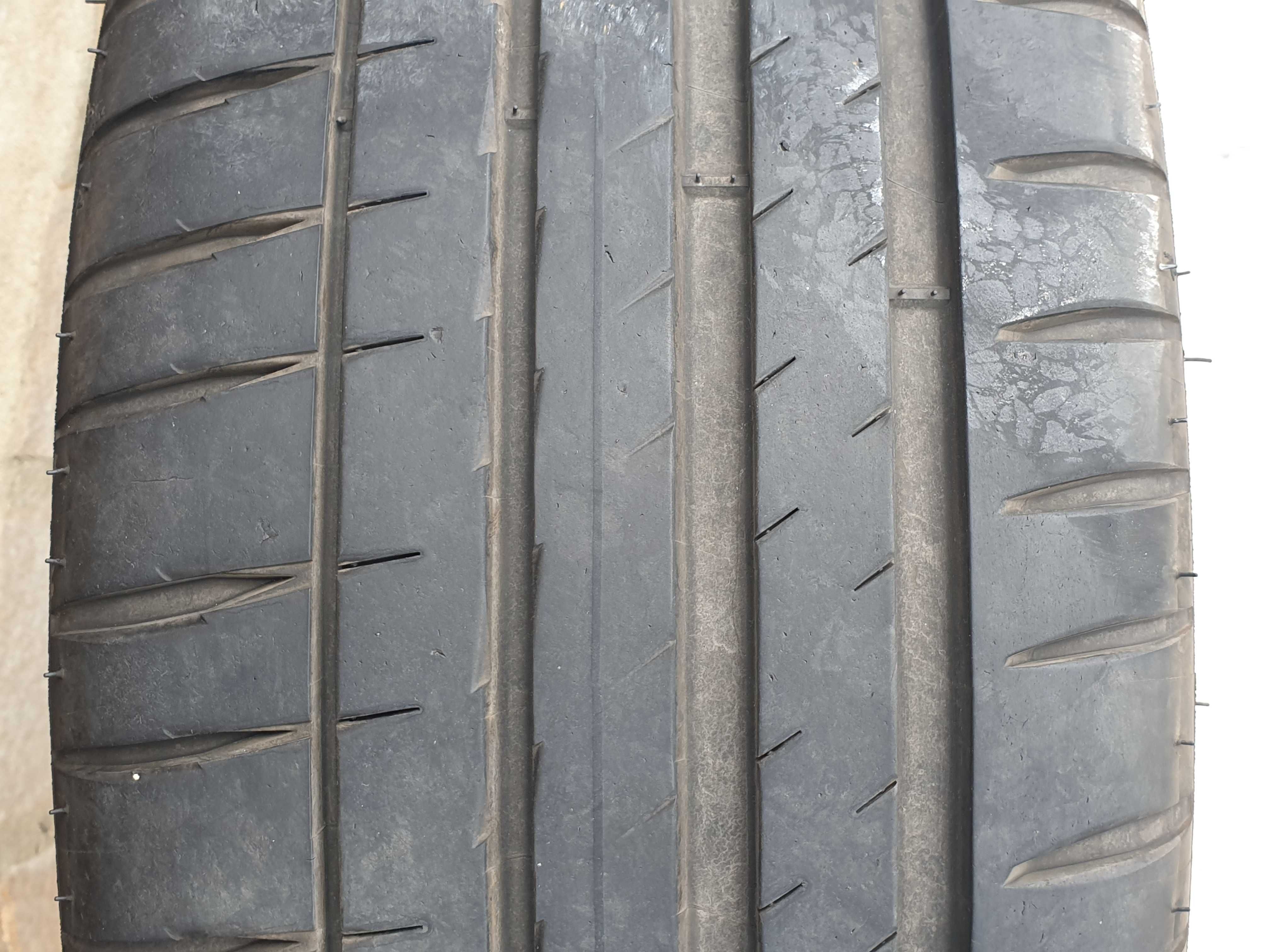 4 броя летни гуми MICHELIN Pilot Sport 4 225/40 R18 92Y.