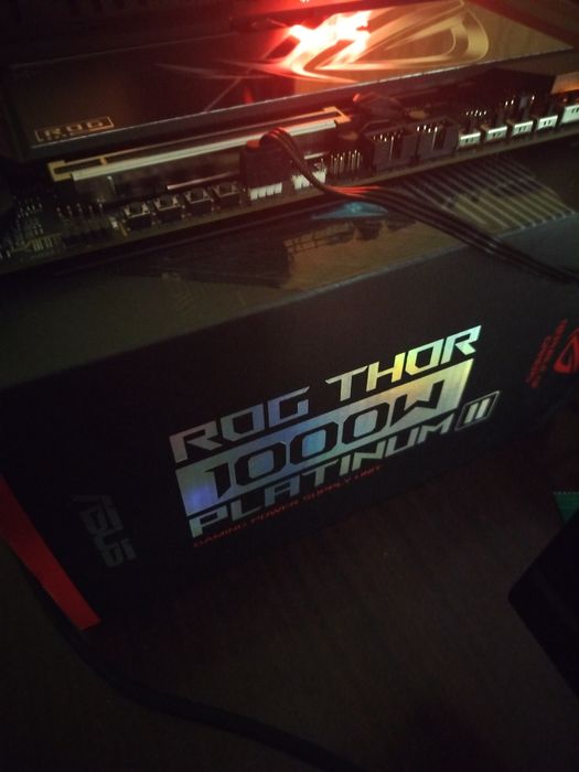 Продам asus thor II 1000w в идеальном состоянии