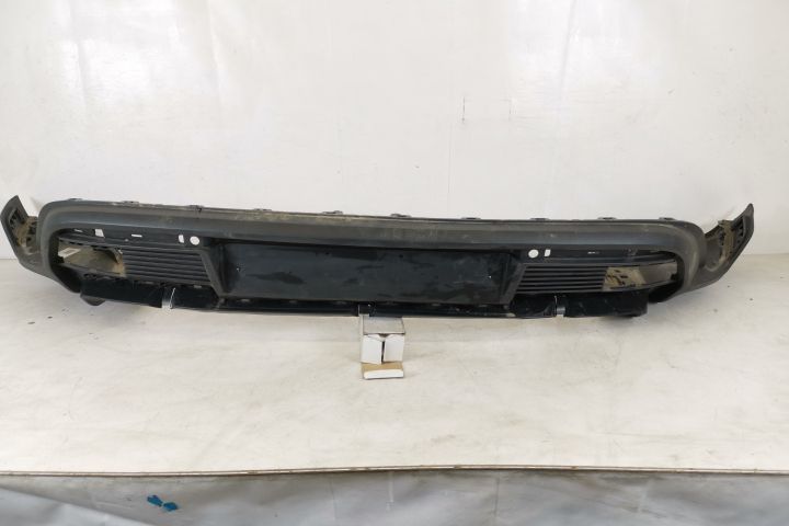 Fusta Spoiler Bara Spate Originala In Stare Buna Porsche  Taycan  1 [2