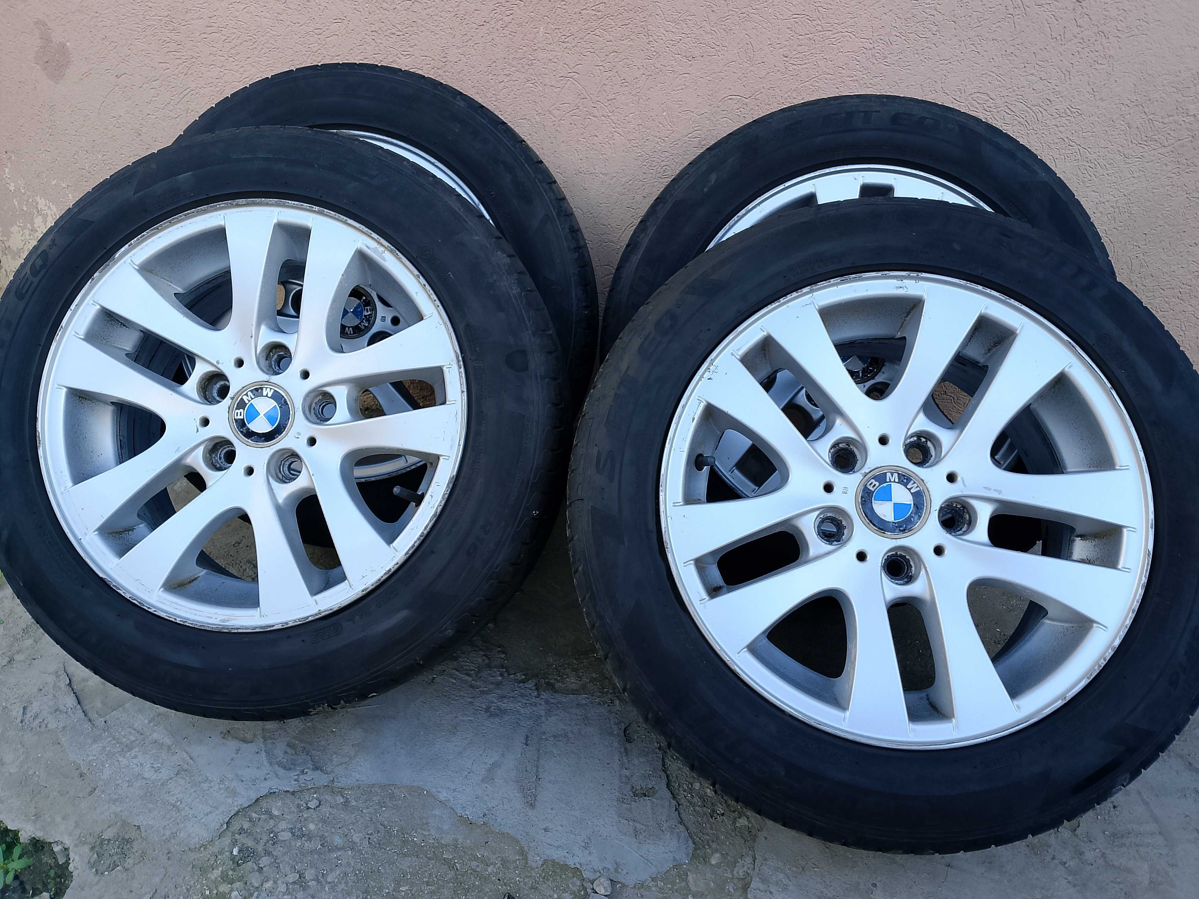 Оригинални BMW джанти 16" с гуми Laufenn