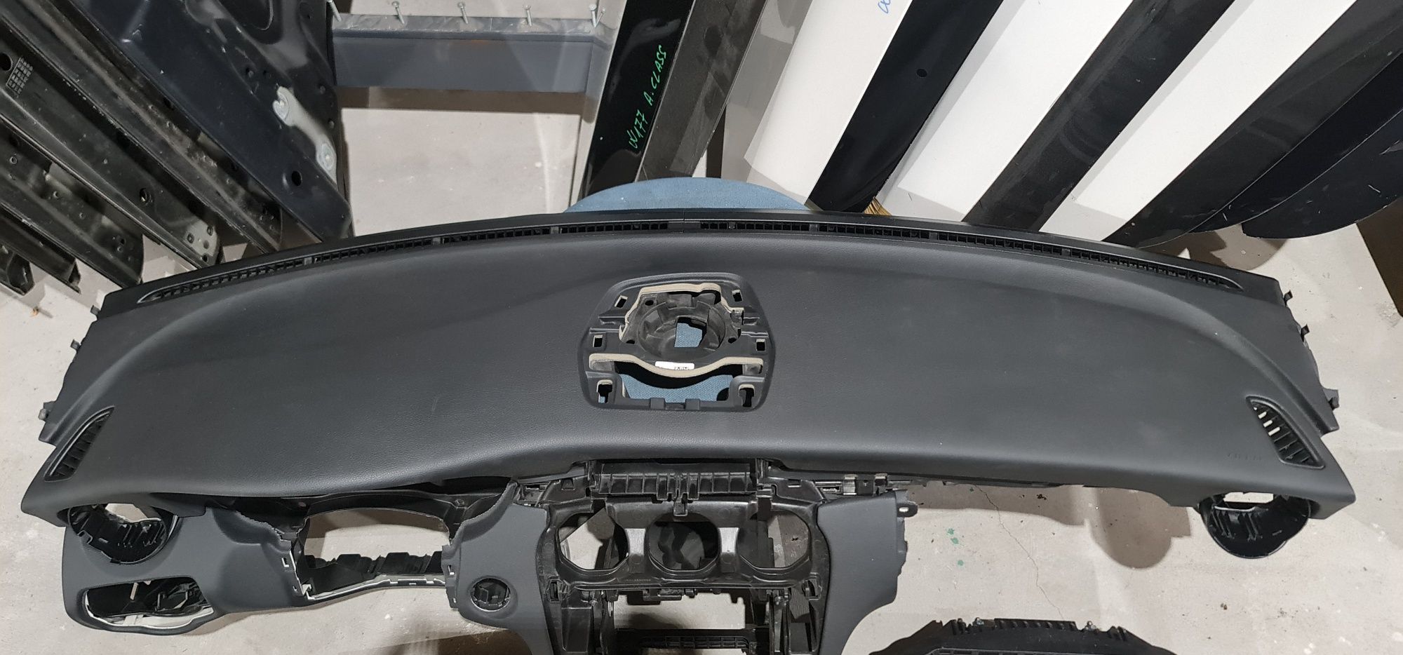 Kit airbag/plansa bord 3 airbag 4 centuri Mercedes C Class W205