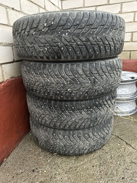 185/65 R15 nokian hakkapilita