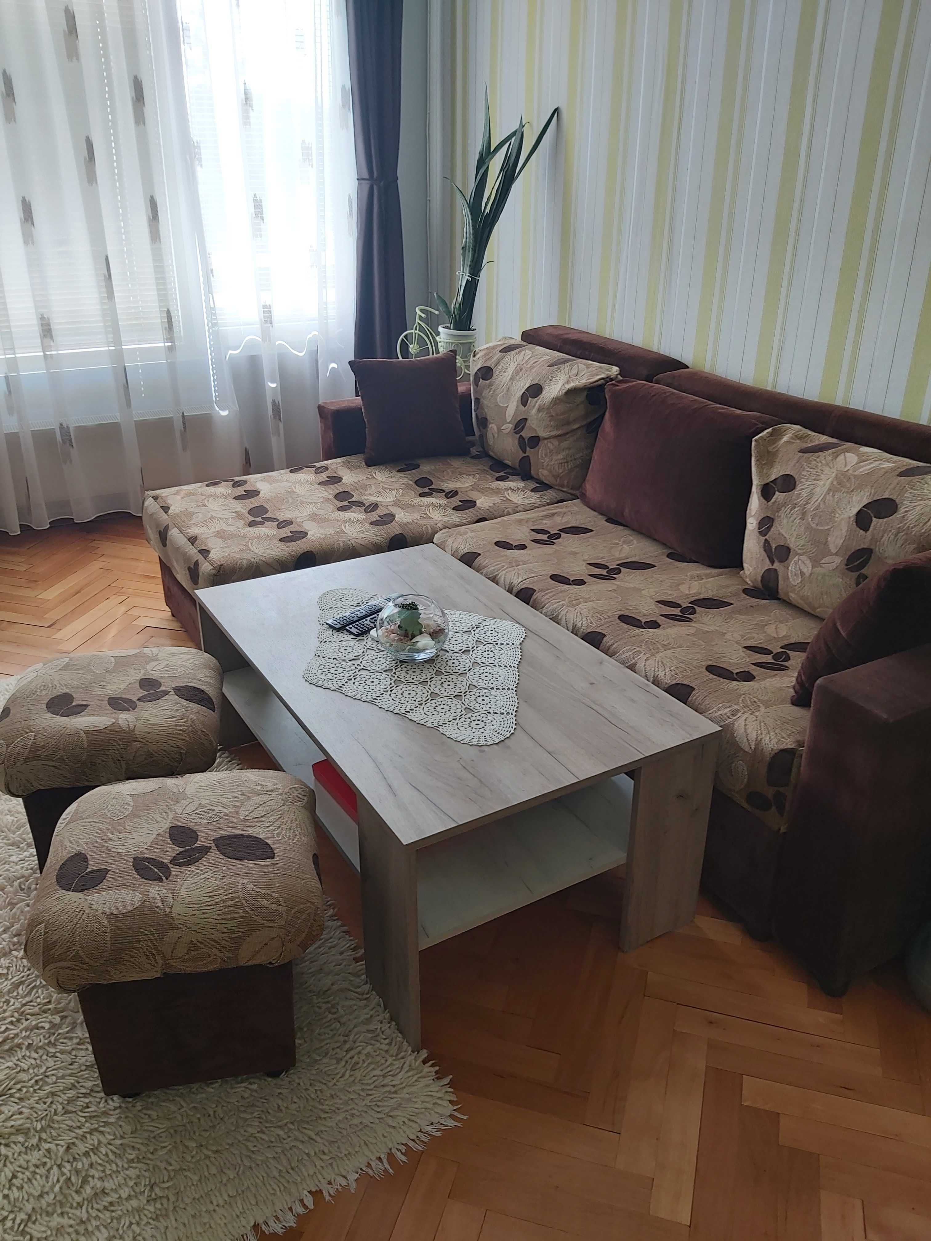 Ъглов диван разтегателен