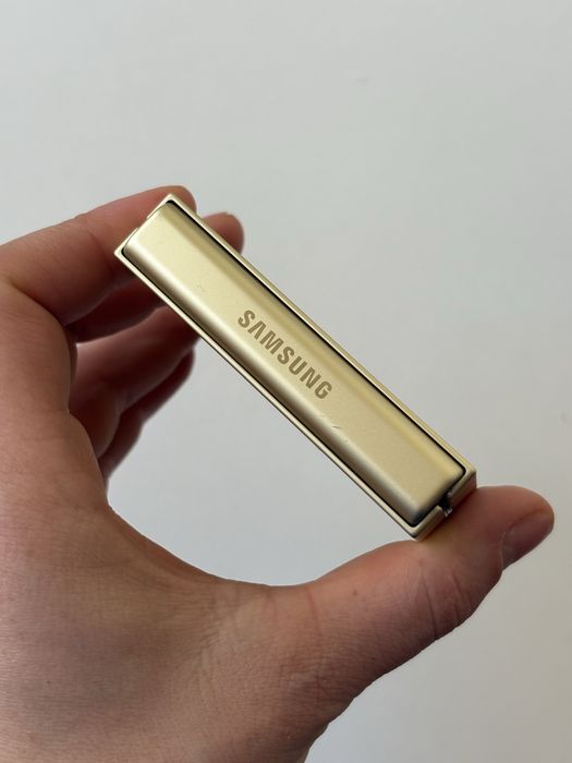 Vand/Schimb Samsung Z Flip 6 512gb
