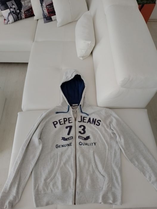 Vând bluza sport Pepe Jeans,ca și noua, produs original.mar.M
