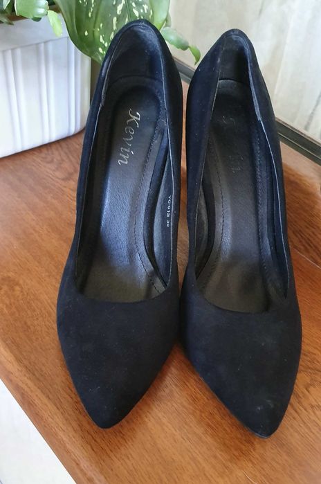 Туфли замшевые 39 размер