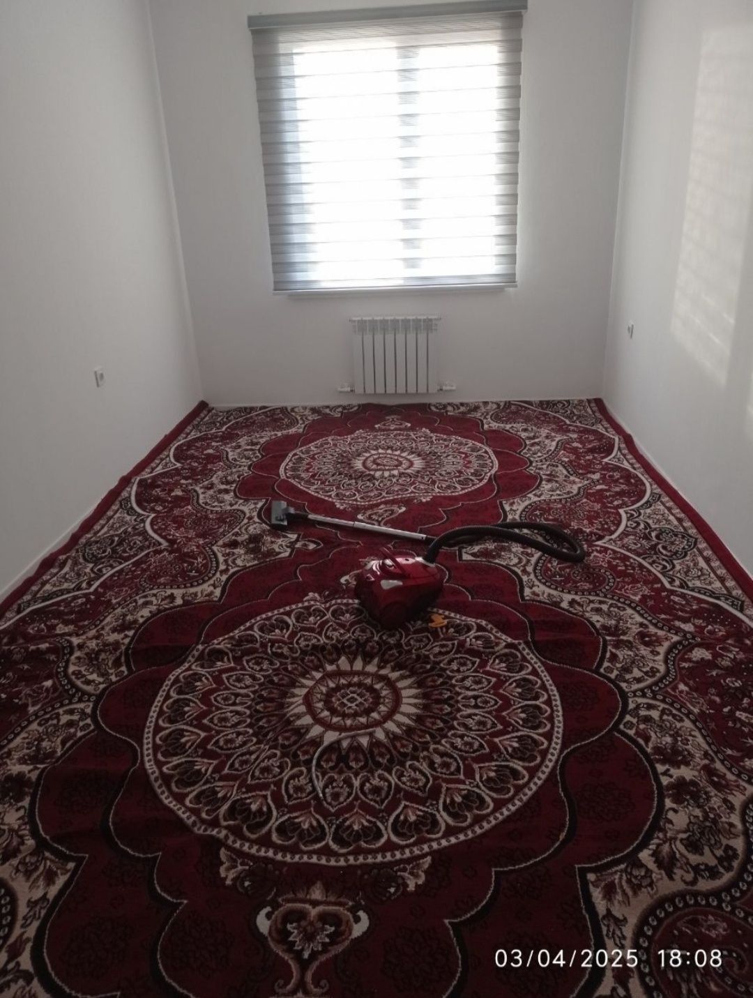 Yangi Darxonda 2 xona 300 makler bor faqat oilaga
