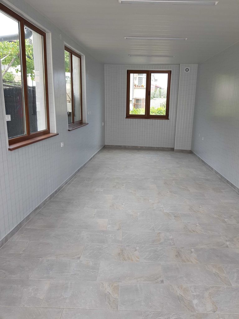 Дава се под наем Гараж / Паркомясто в Варна, Аспарухово - 40 кв.м за 204 € - Снимка #2