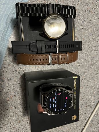 Продам Huawei watch gt2 46mm подходит для айофна цвет серебро +3ремеш