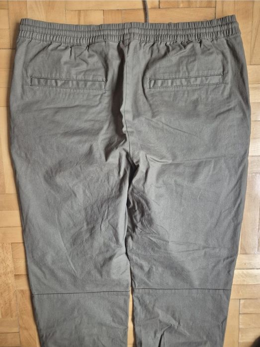 Pantaloni Jogger Bărbați H&M Regular Fit L (Croială XL)