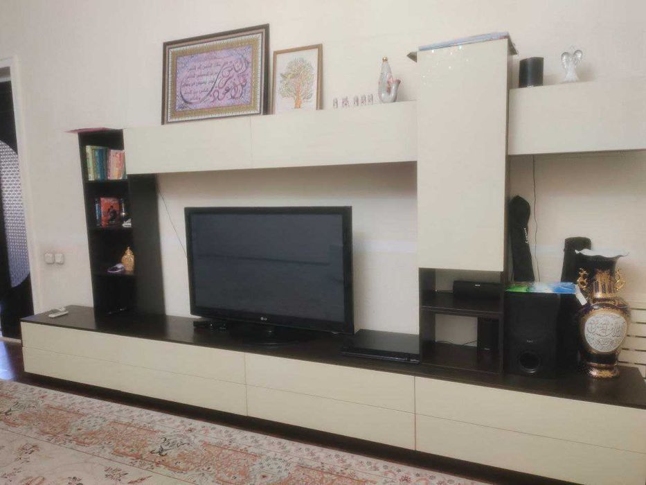 Продаётся тумба под телевизор в стиле хай-тек