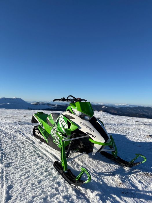 Snowmobil Artic Cat M800 2016 160 cp