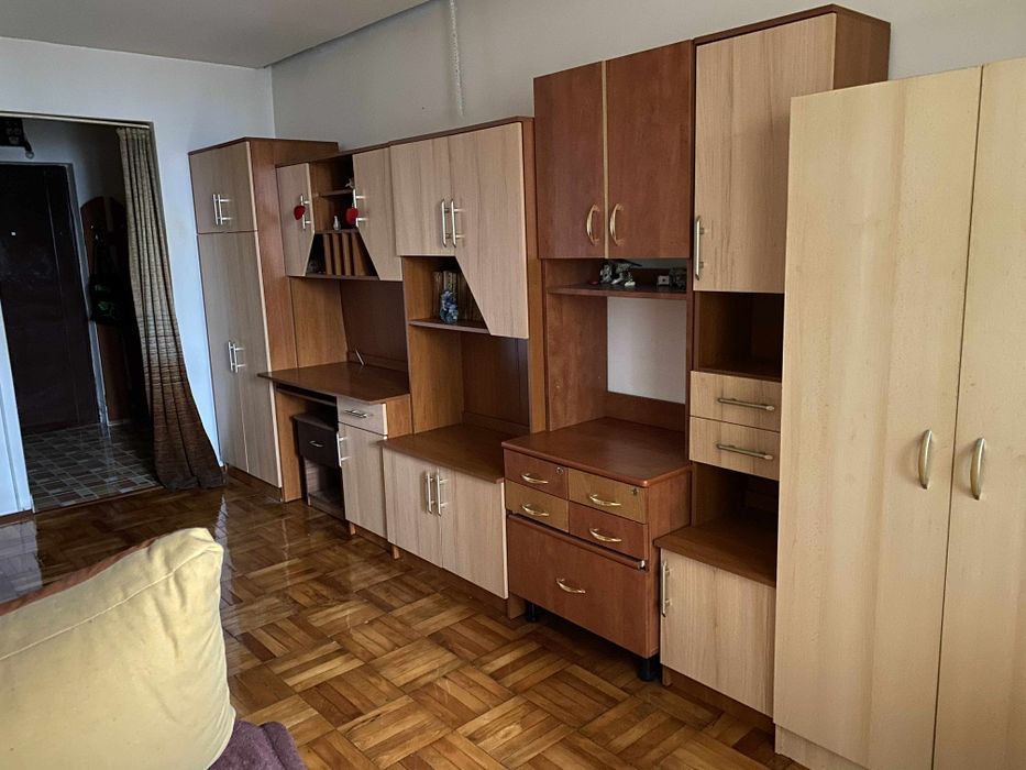 Vând garsonieră în Hunedoara, zona Micro4-Flacăra,