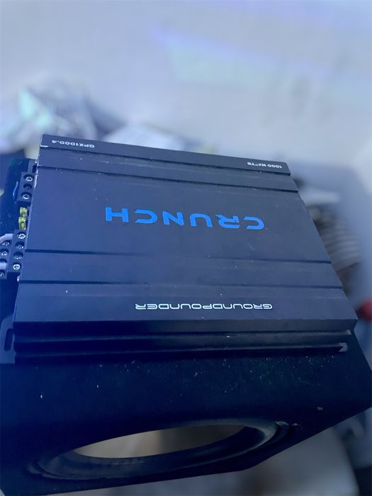 Tub bass și stație Crunch