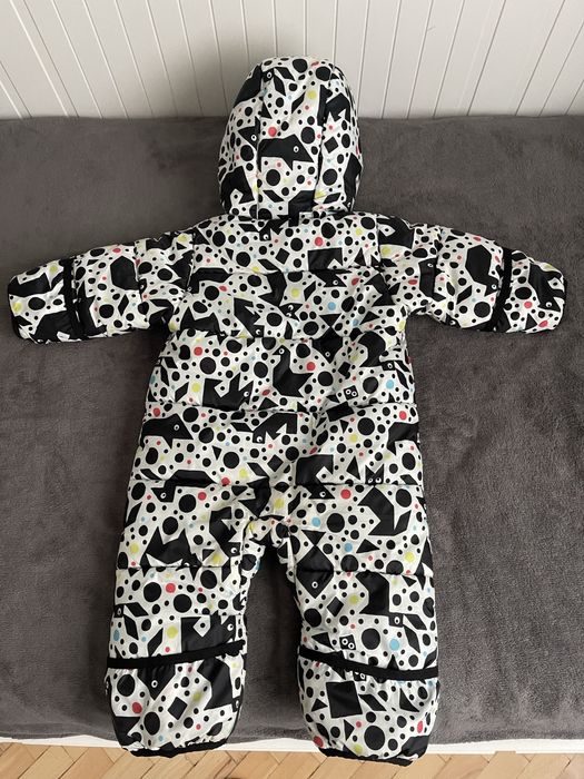 Космонавт Burton 9 месеца зимен