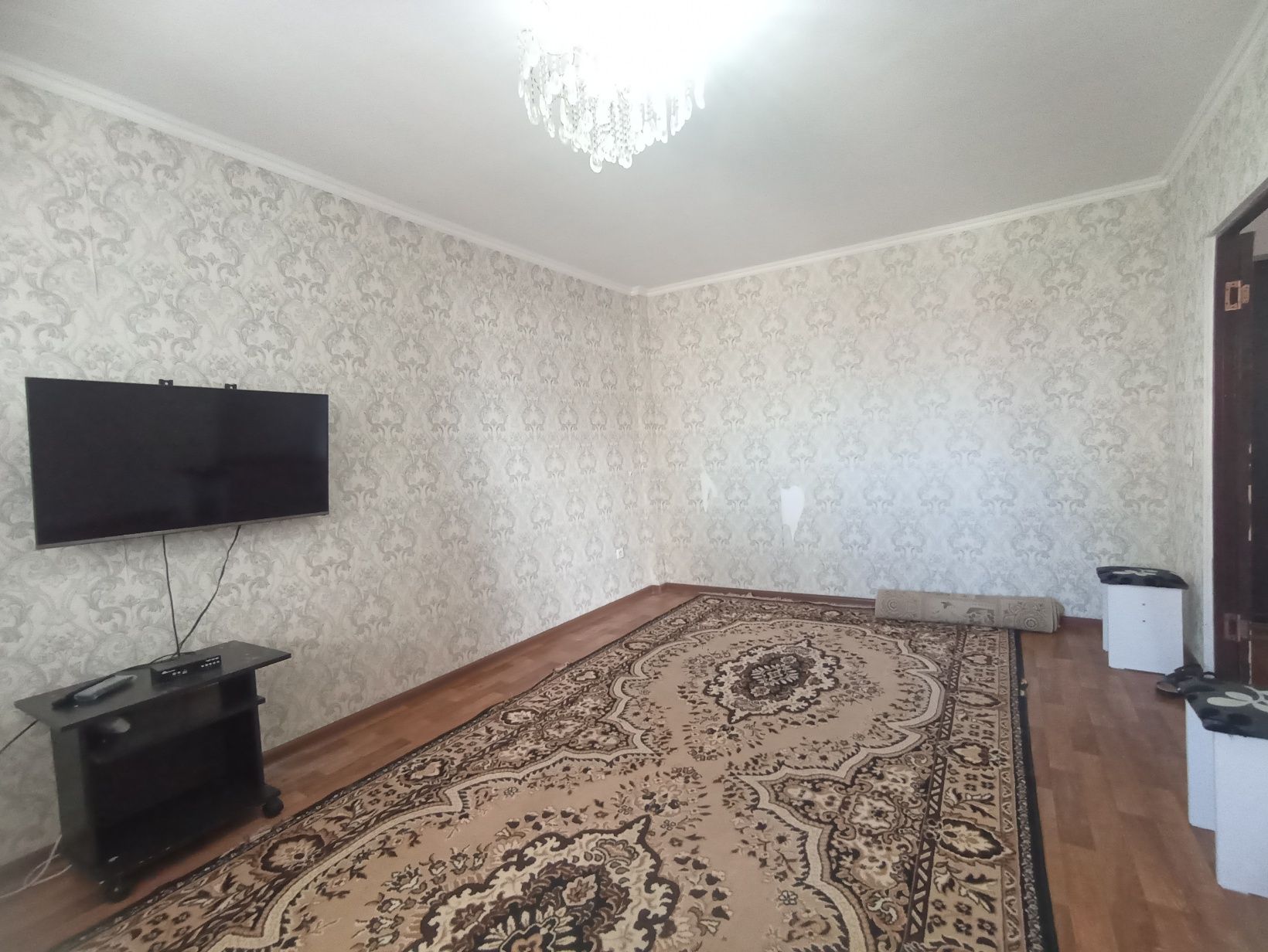 2хкомн кварт, 2 эт, мкр Арай2
