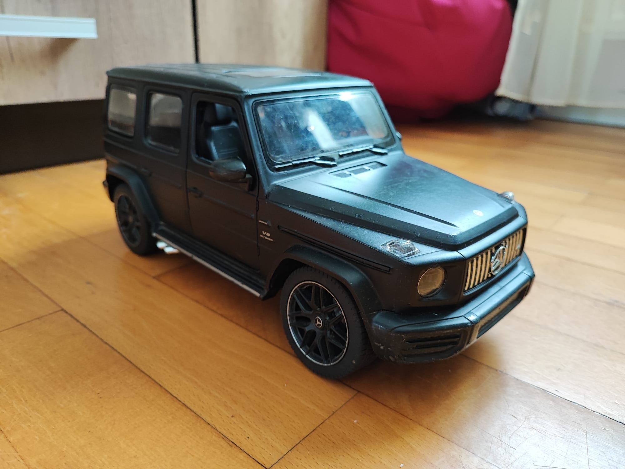 Rastar Masinuta cu telecomanda Rastar Mercedes-Benz G63 AMG, Negru, 1: