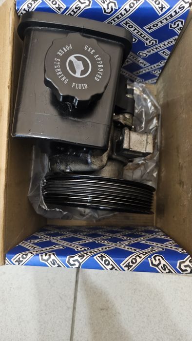 Продам Гур Mercedes w203 c180