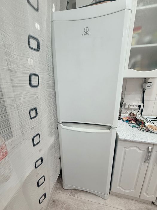 Холодильник,морозилка