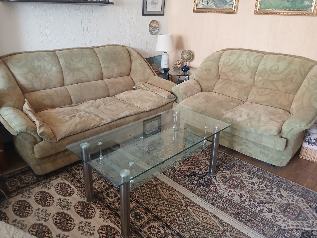 Дивани употребявани