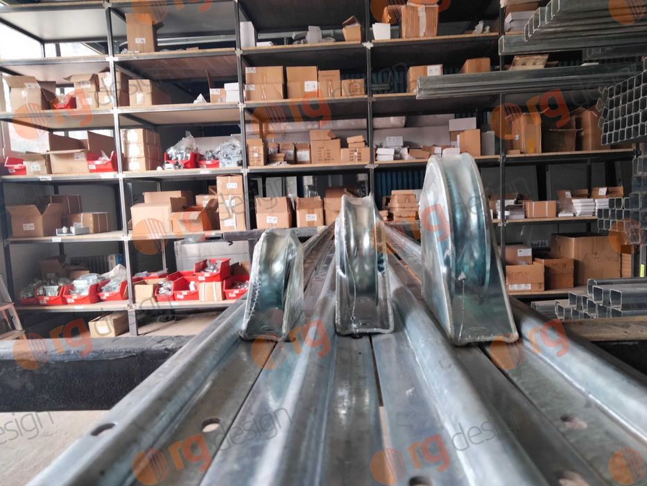 Sina Poarta Culisanta cu profil tip U (OMEGA) si tip V (CORNIER)