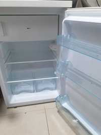 Vând frigider, congelator