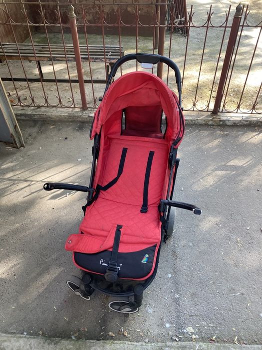 Детская коляска  красный