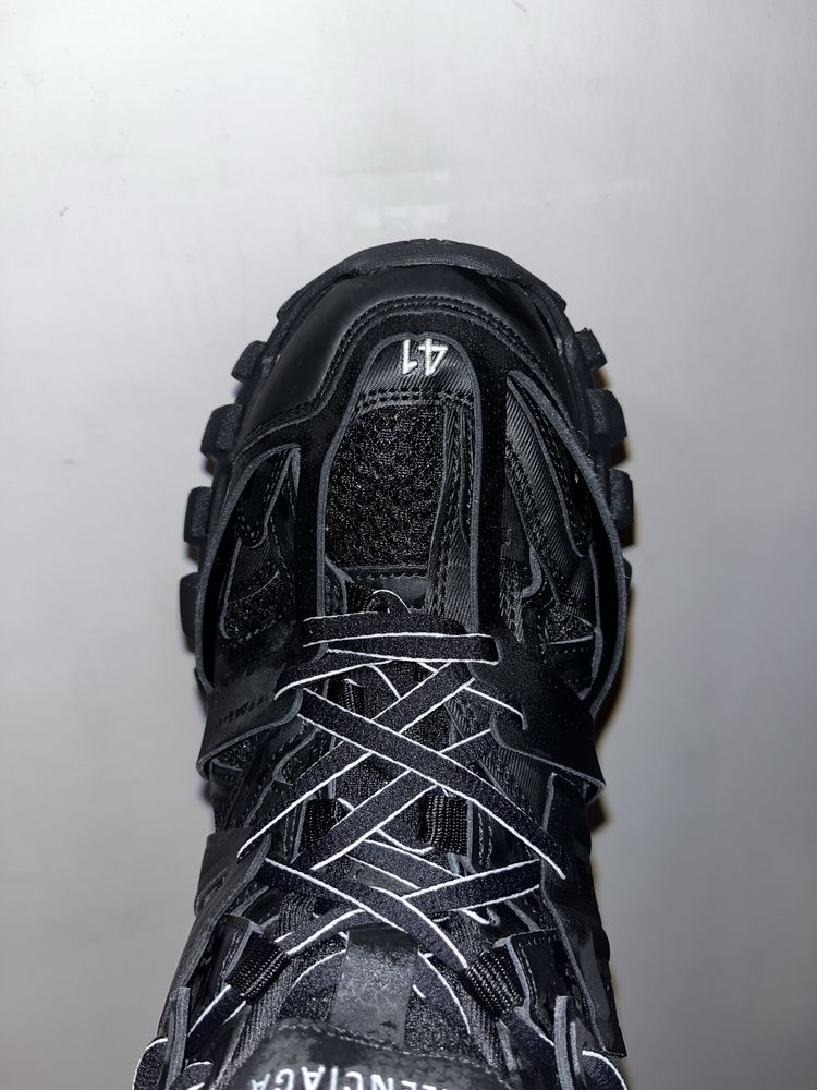 [НАМАЛЕНИЕ] 41 номер balenciaga trackove