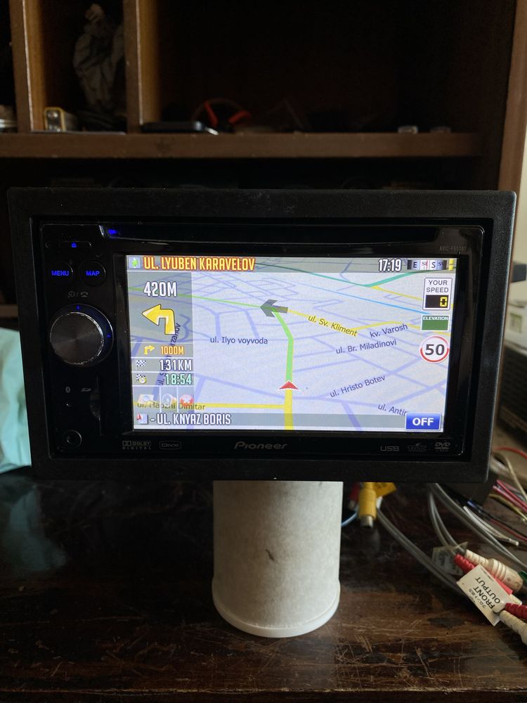 Pioneer AVIC-F900BT - GPS Навигация, USB,CD DVD радио плеър за кола сд