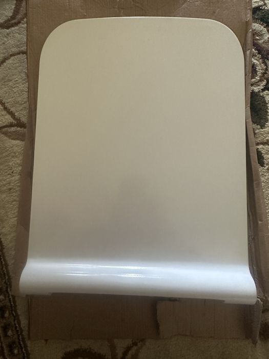 Крышка для унитаза с микролифтом