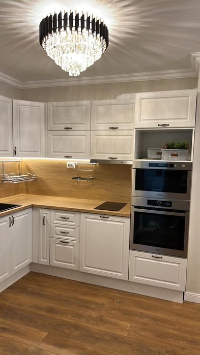 Дава се под наем Двустаен апартамент в Пловдив, Кършияка - 69 кв.м за 550 € - Снимка #2