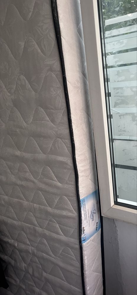 Vand 2 paturi de cate 1 persoana