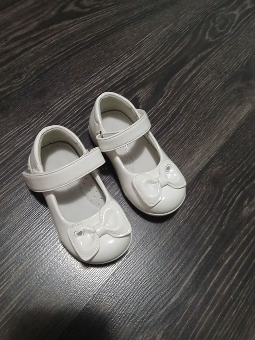 Pantofi fetiță stare buna