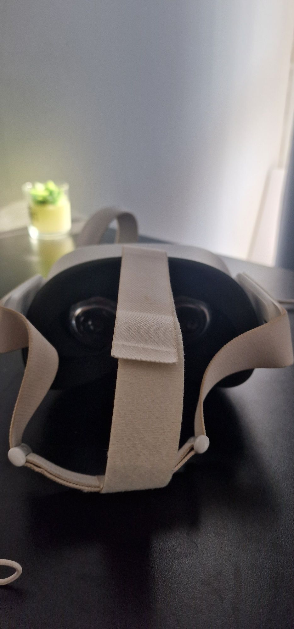 Oculus meta quest 2 ОТЛИЧНО СЪСТОЯНИЕ
