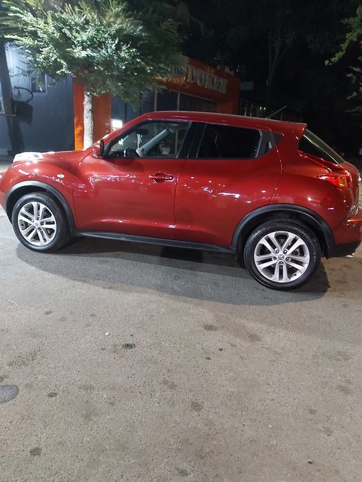 Продам машину nissan juke