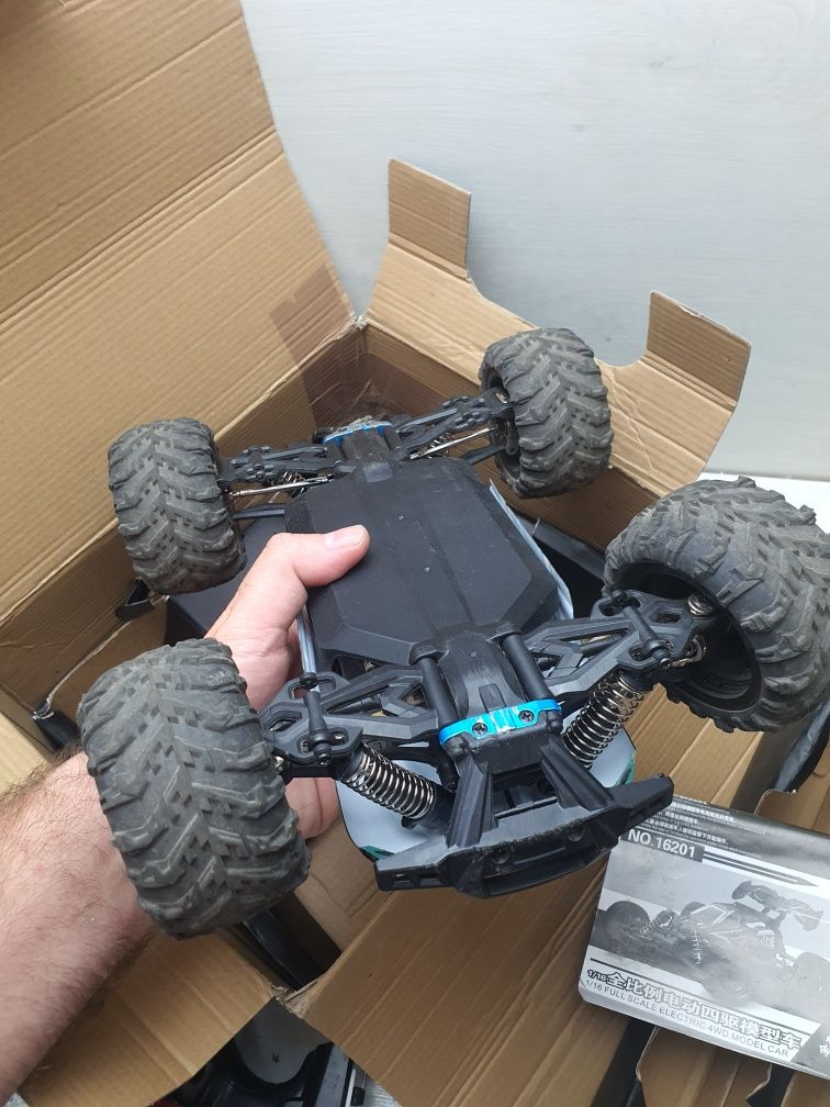 Rc Количка с Дистанционно 4 x 4 70км + 1:16 Sweep