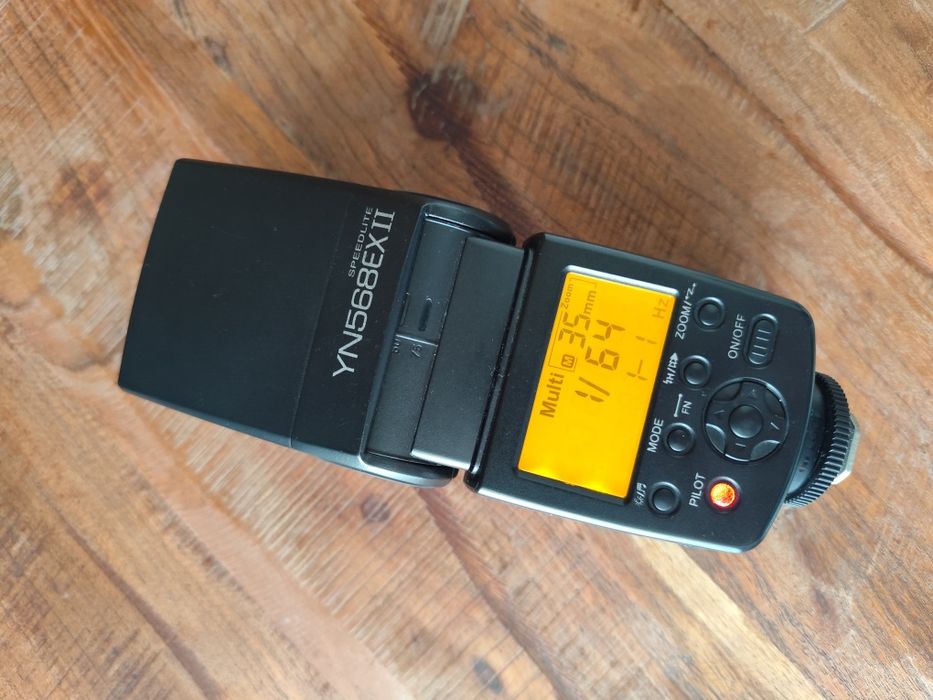 Blitz Yongnuo YN568 EX II