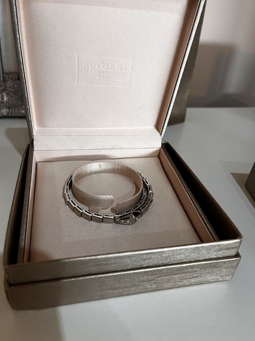Bvlgari гривна serpenti