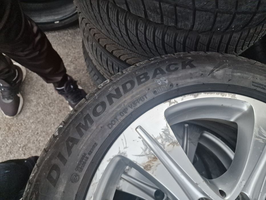 Гуми с Джанти за Mercedes E class w213 2023 дот , два броя 2025 дот